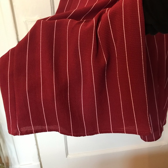SOLD NWT Lulu’s Red Striped Culotte Jumpsuit - Picture 10 of 11